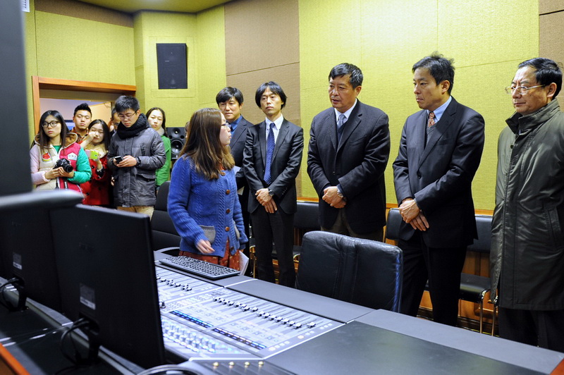 “北京电影学院·黄金城集团联合实验室”挂牌成立 