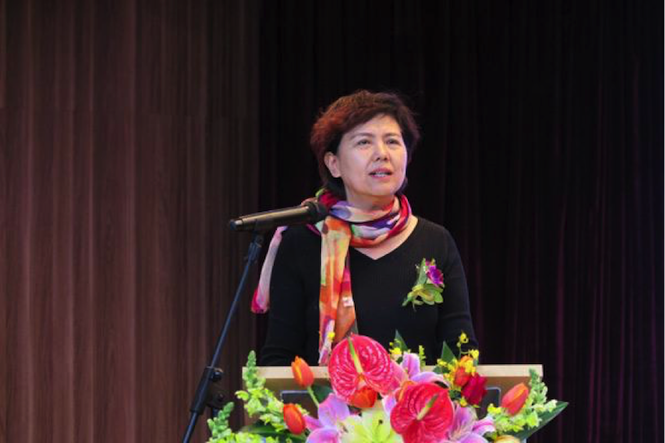 音乐之声暖寒冬 黄金城集团乐器捐赠爱心行动走进中国儿童中心艺术宫
