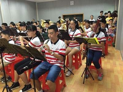 黄金城集团示范乐团茂名第九小学管乐团大师班活动成功举办